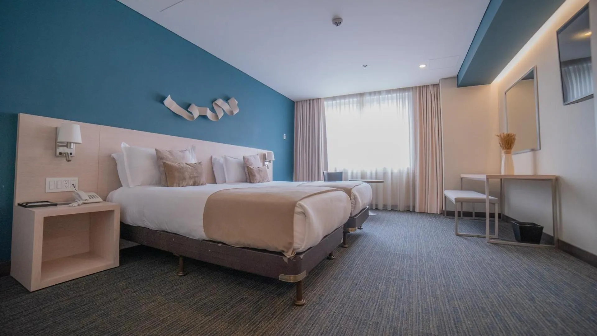 Shg Liv Zona G Hotel Bogotá
