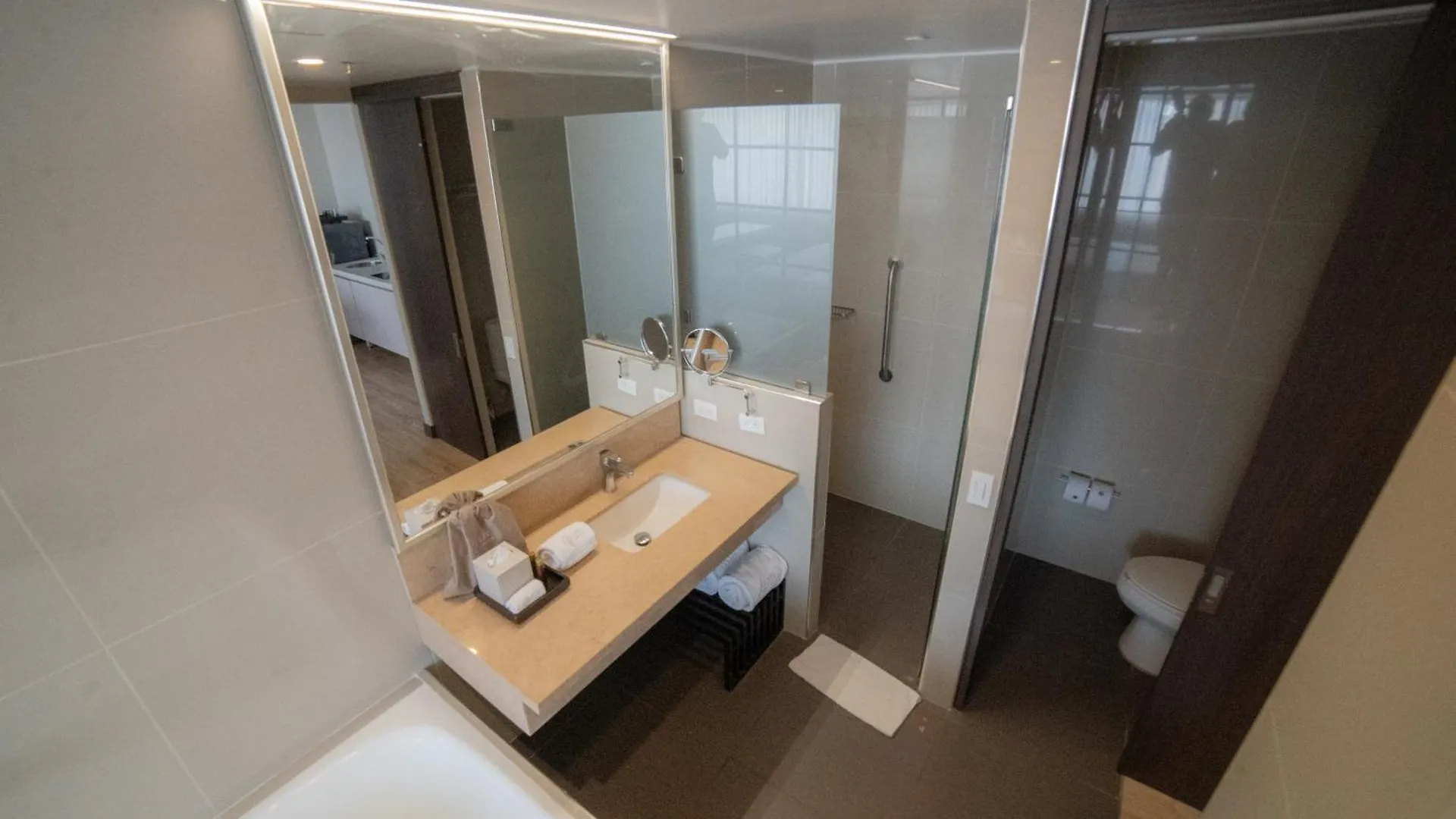 Shg Liv Zona G Hotel بوغوتا