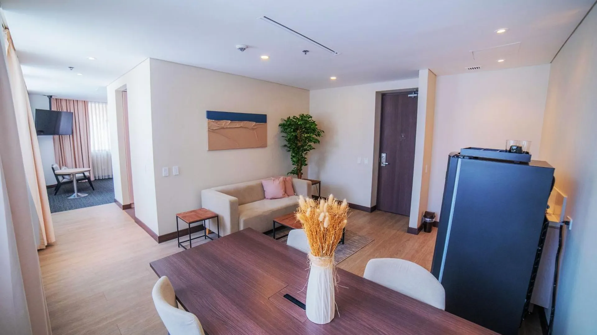 Shg Liv Zona G Hotel بوغوتا