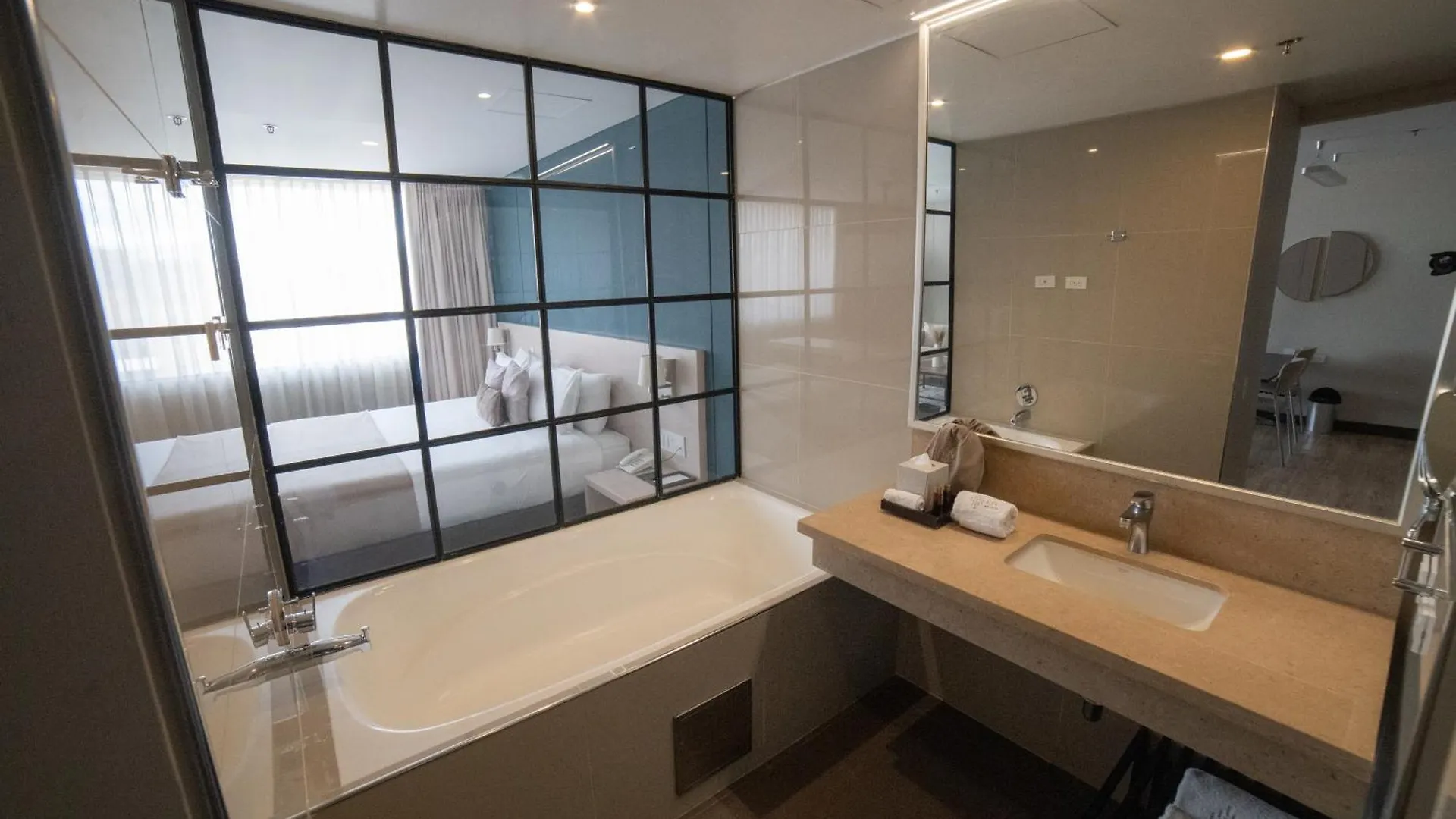 Shg Liv Zona G Hotel Bogota 4*,  Colombia